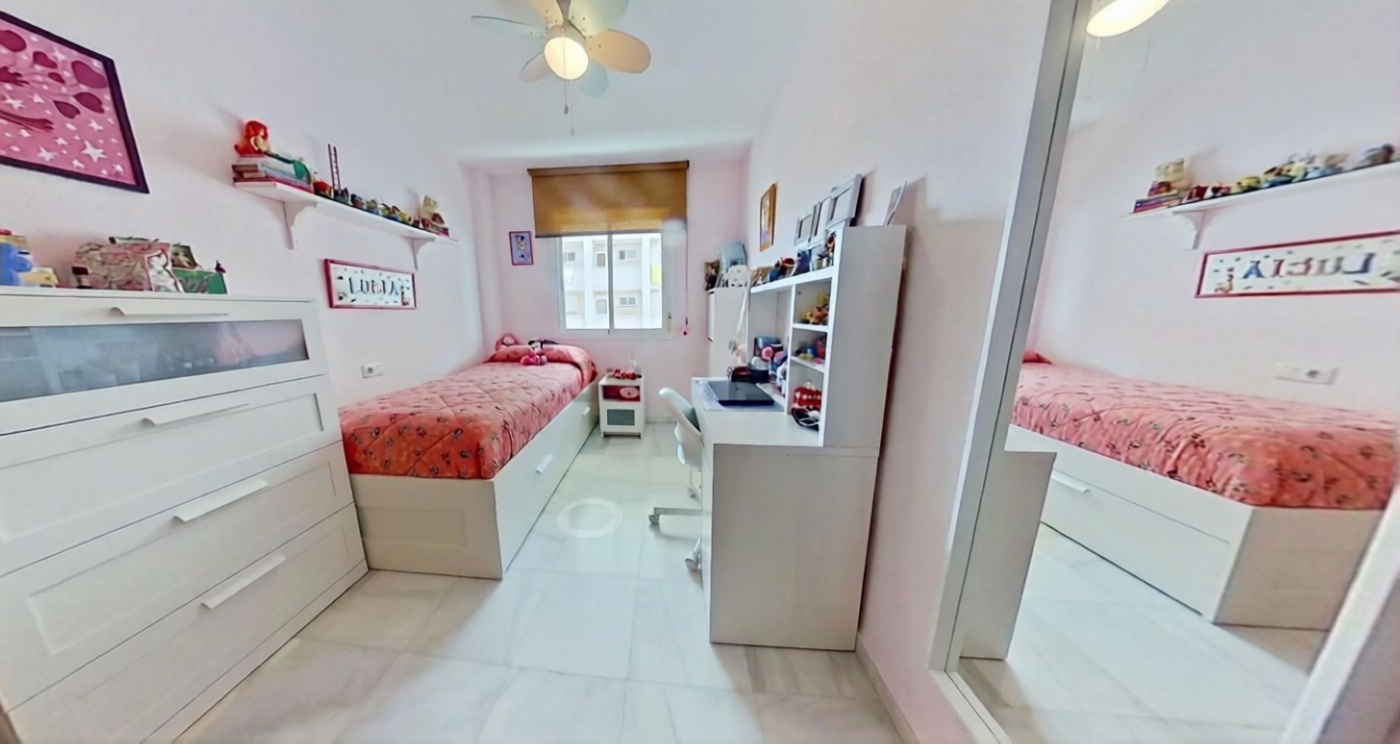 Duplex en première ligne de plage à Málaga — Chambre