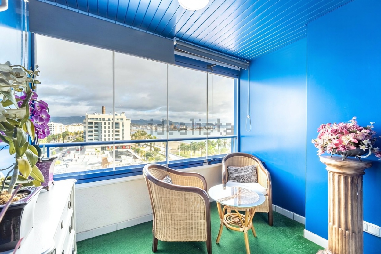 Appartement en première ligne de plage à Málaga — Cuisine