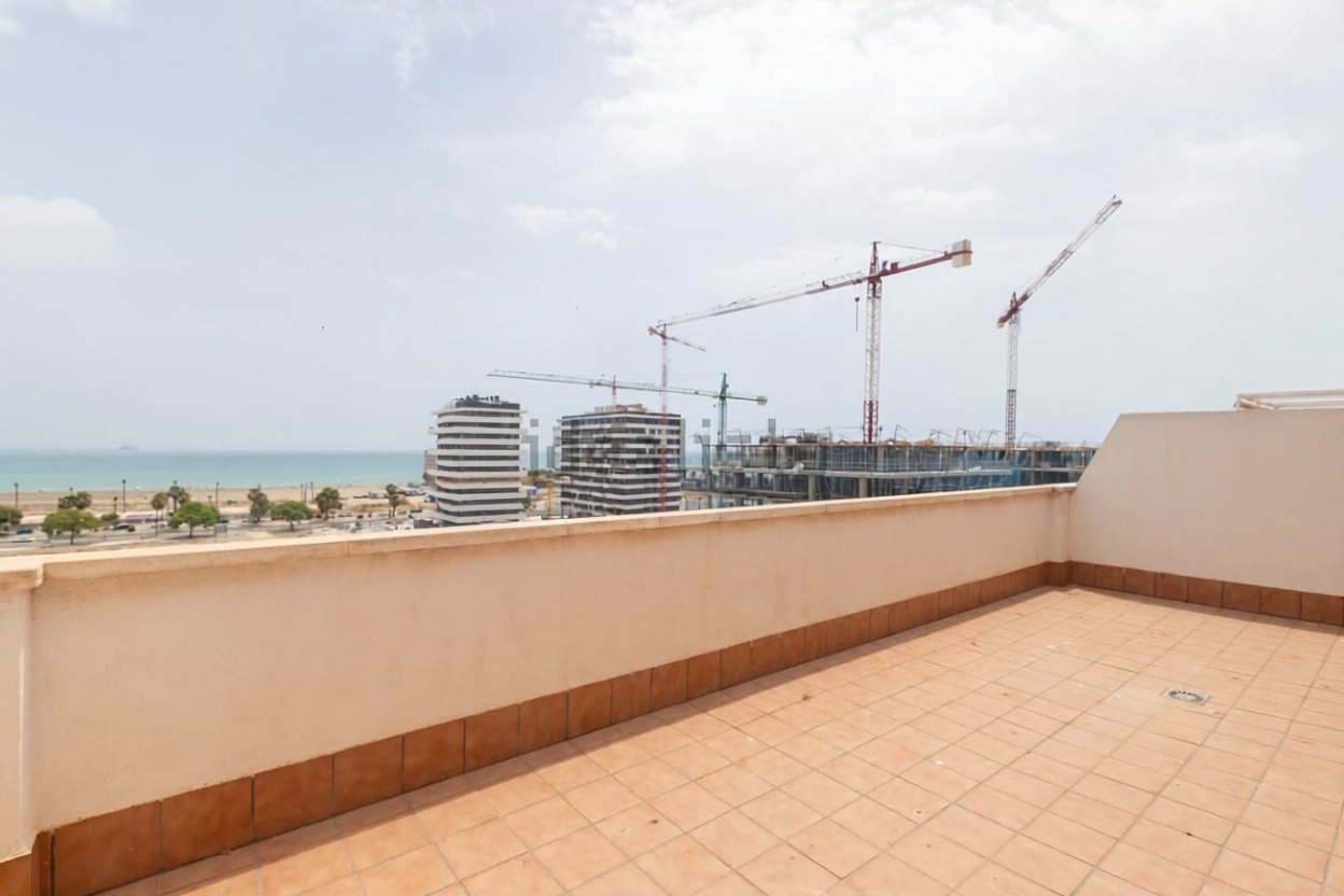 Ático em primeira linha de mar em Málaga — Terraço mar