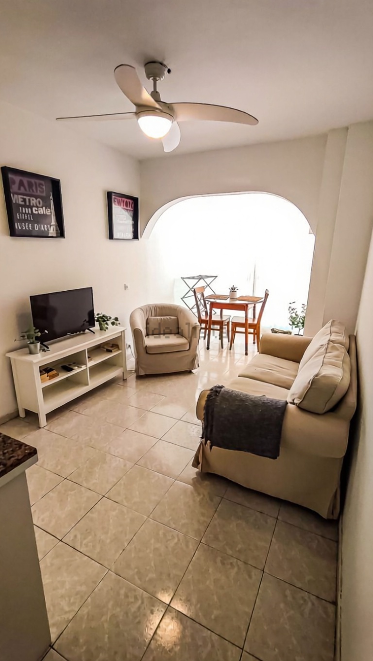 Apartamento em primeira linha de praia em Málaga — Sala