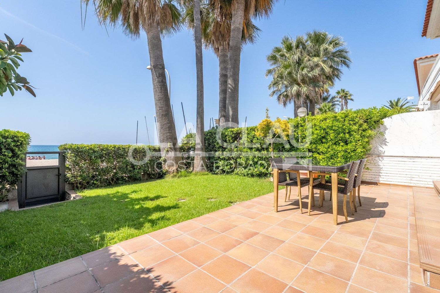 Chalet with direct beach access in Altafulla