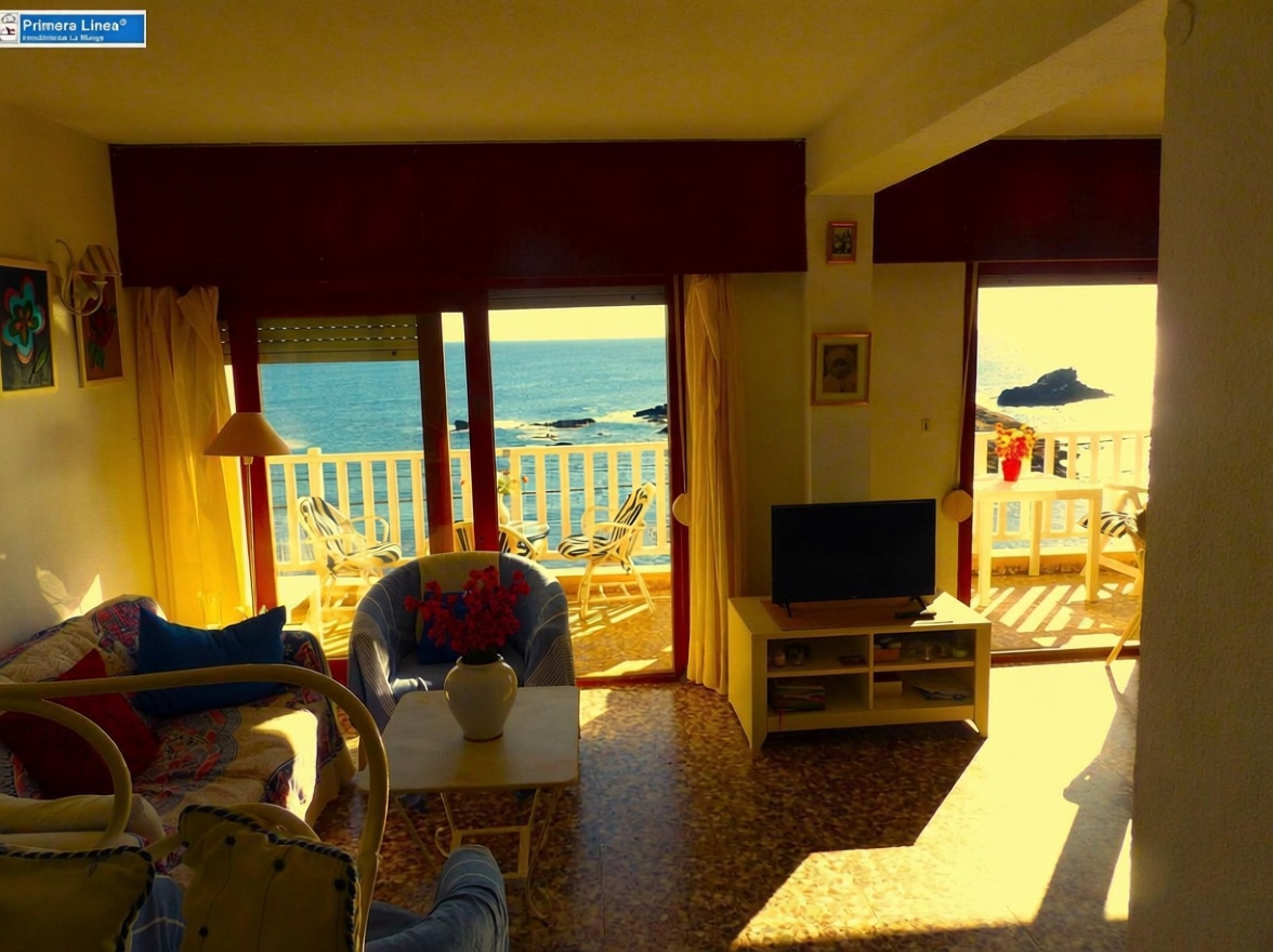 Appartement en première ligne de plage à Cartagena — Séjour