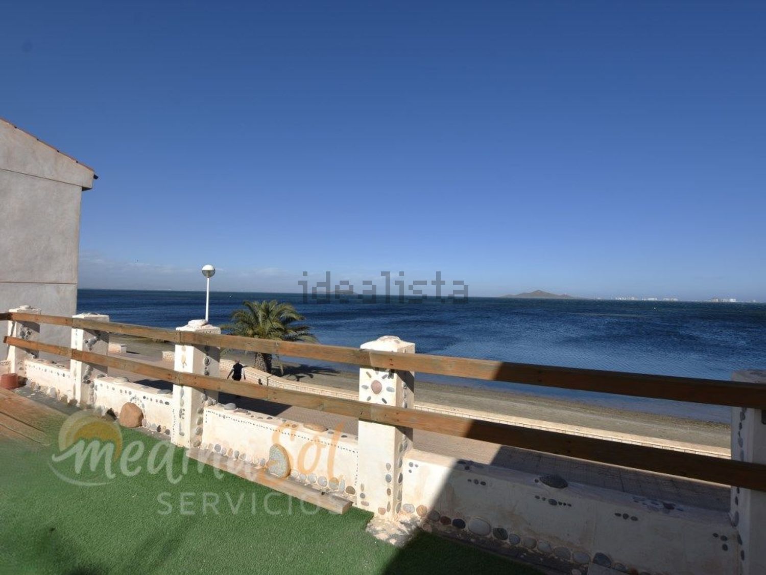 Chalet for sale with direct beach access in Cartagena