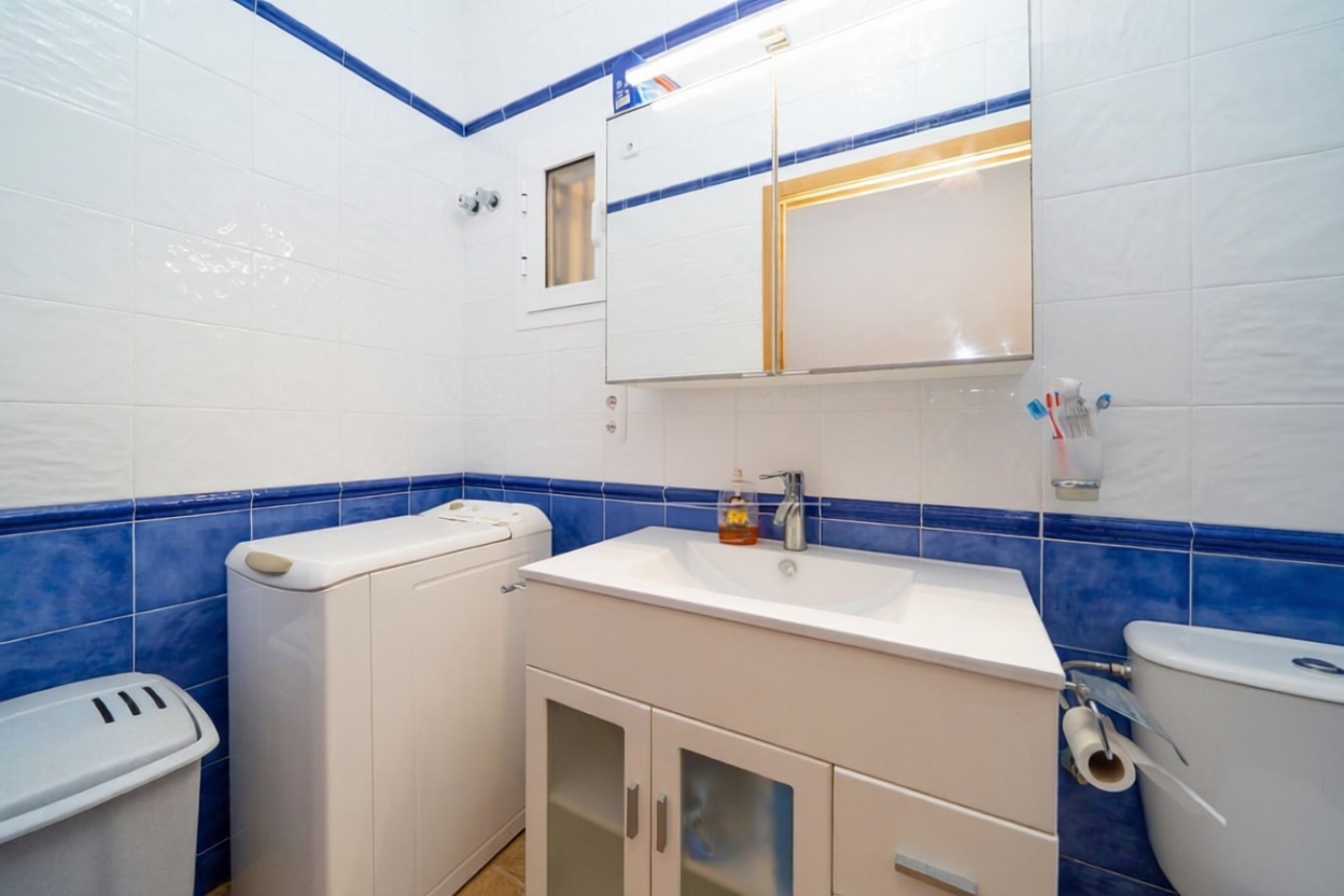Piso en primera línea de playa en Cartagena — Dormitorio