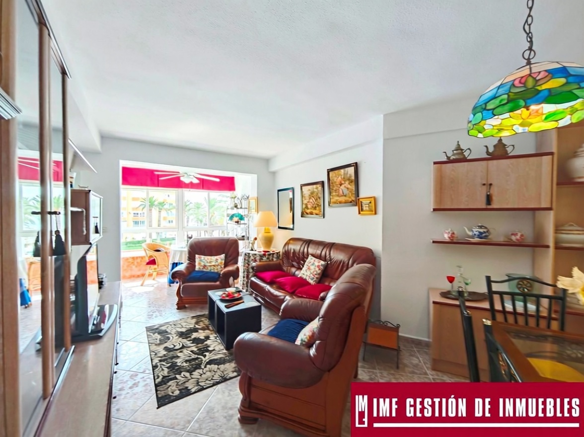 Beachfront flat in Algarrobo-Costa — Living room