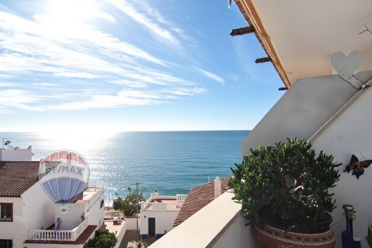 Beachfront duplex in Algarrobo-Costa