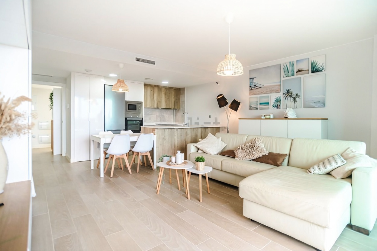 Appartement en première ligne de plage à Cartagena — Séjour