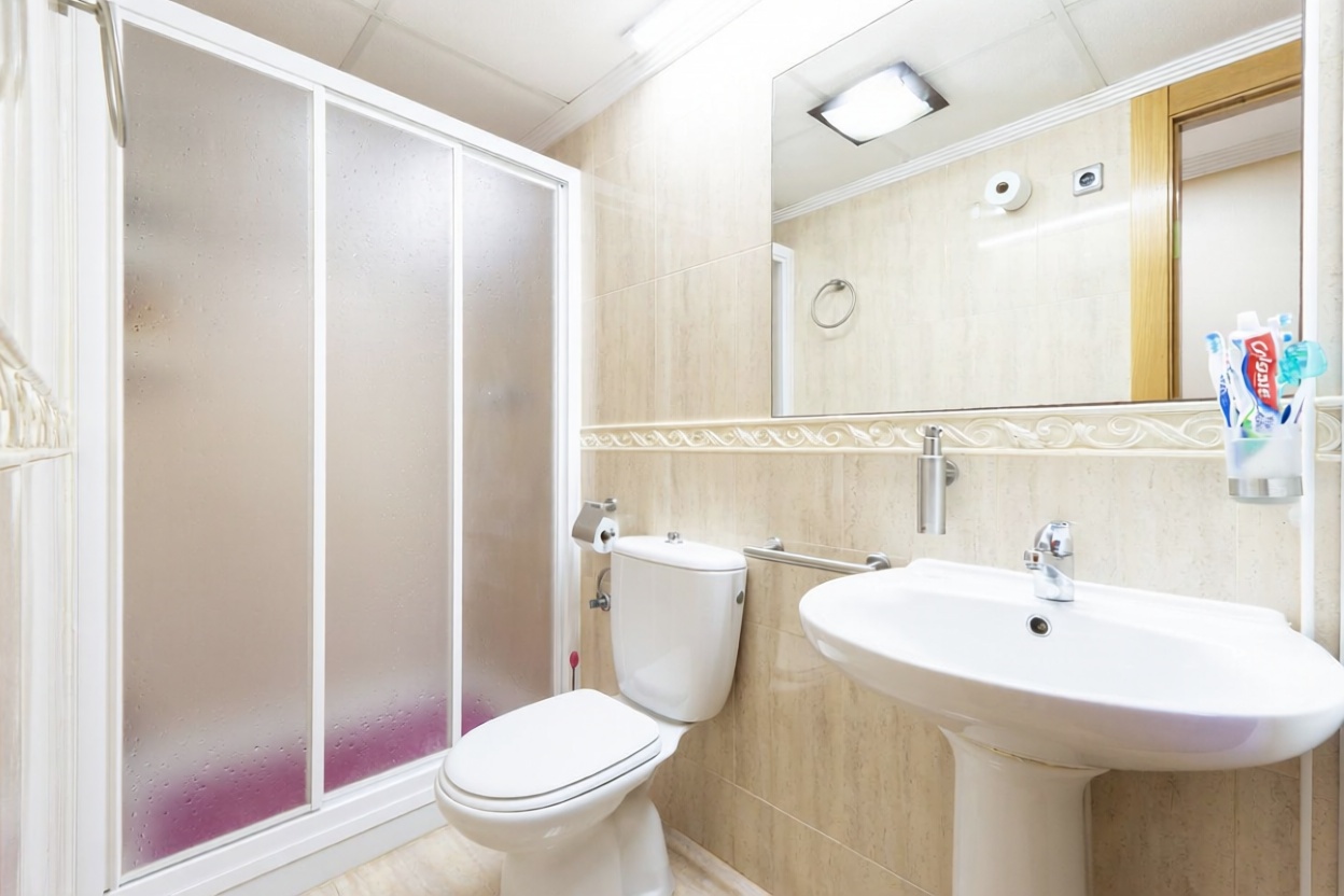 Chalet avec accès direct à la plage à San Pedro del Pinatar — Sanitaires