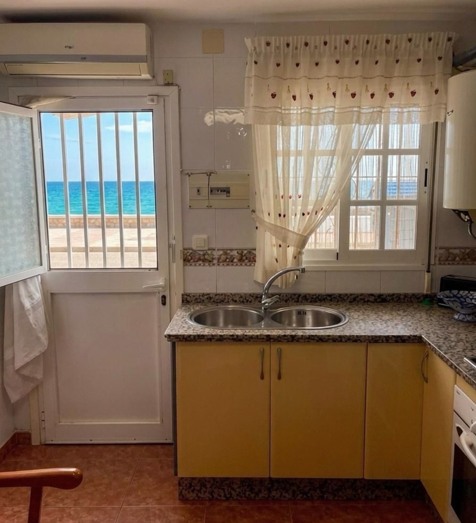 Chalet avec accès direct à la plage à Algarrobo-Costa — Cuisine