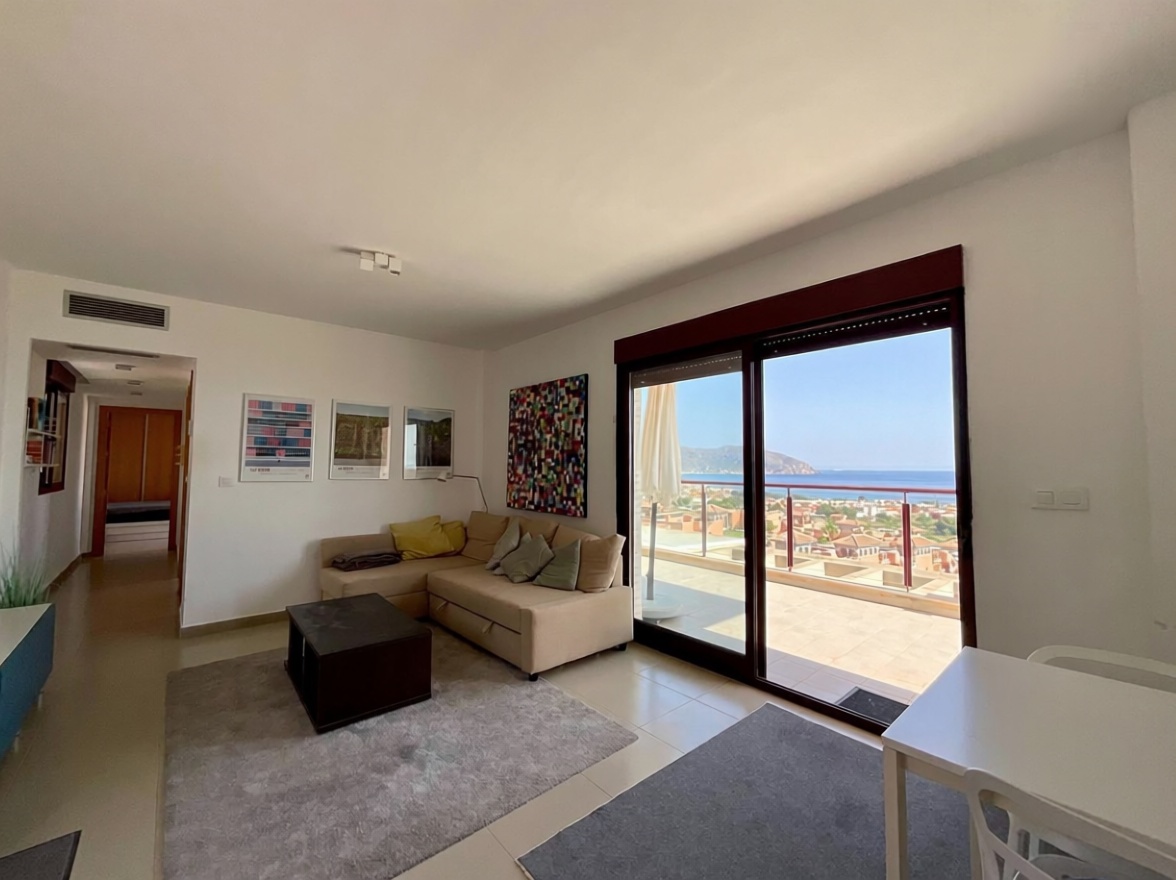 Appartement en première ligne de plage à Cartagena — Séjour