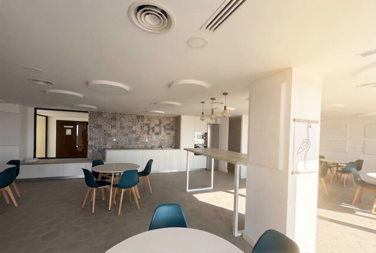 Piso en primera línea de playa en Cartagena — Cocina
