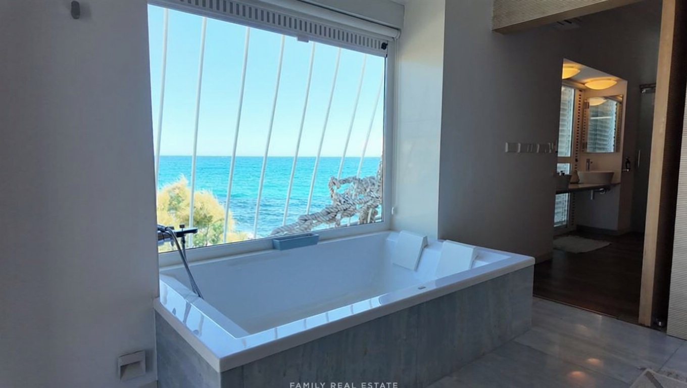Chalet con acceso directo a playa en Cartagena — Baño