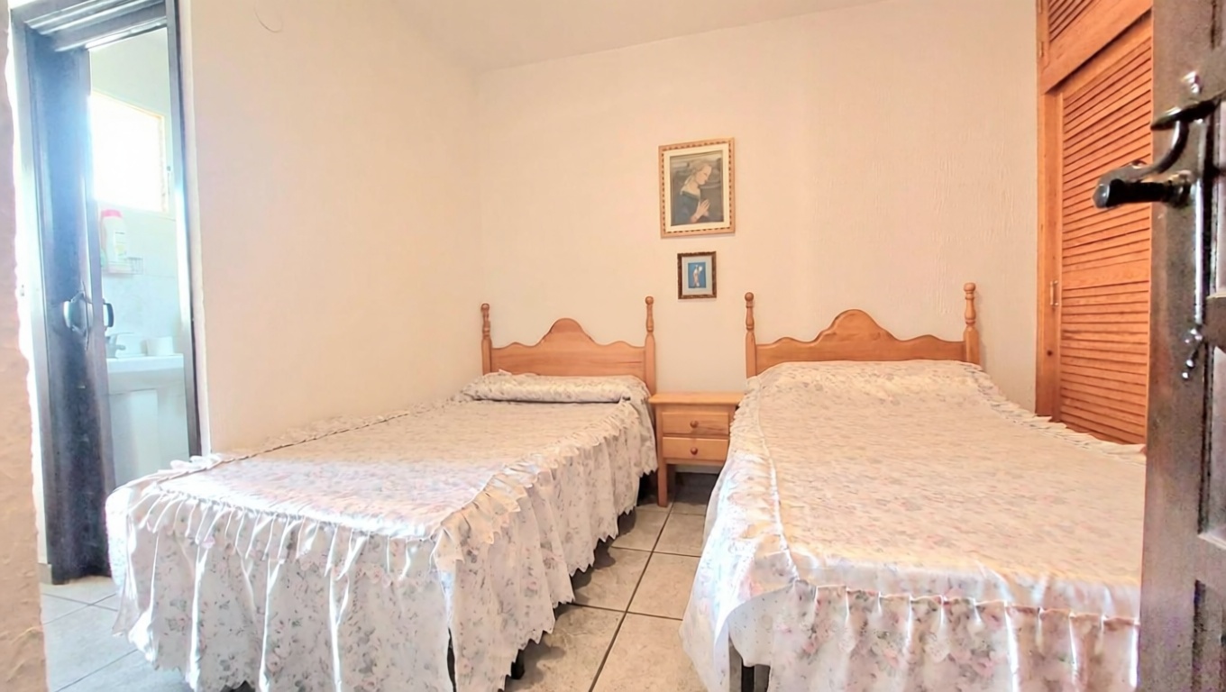 Bungalow with direct beach access in Cartagena — Bedroom