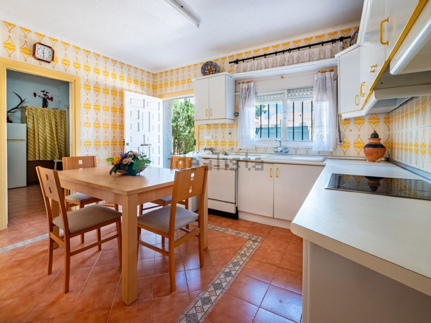 Chalet with direct beach access in Mojácar — Kitchen