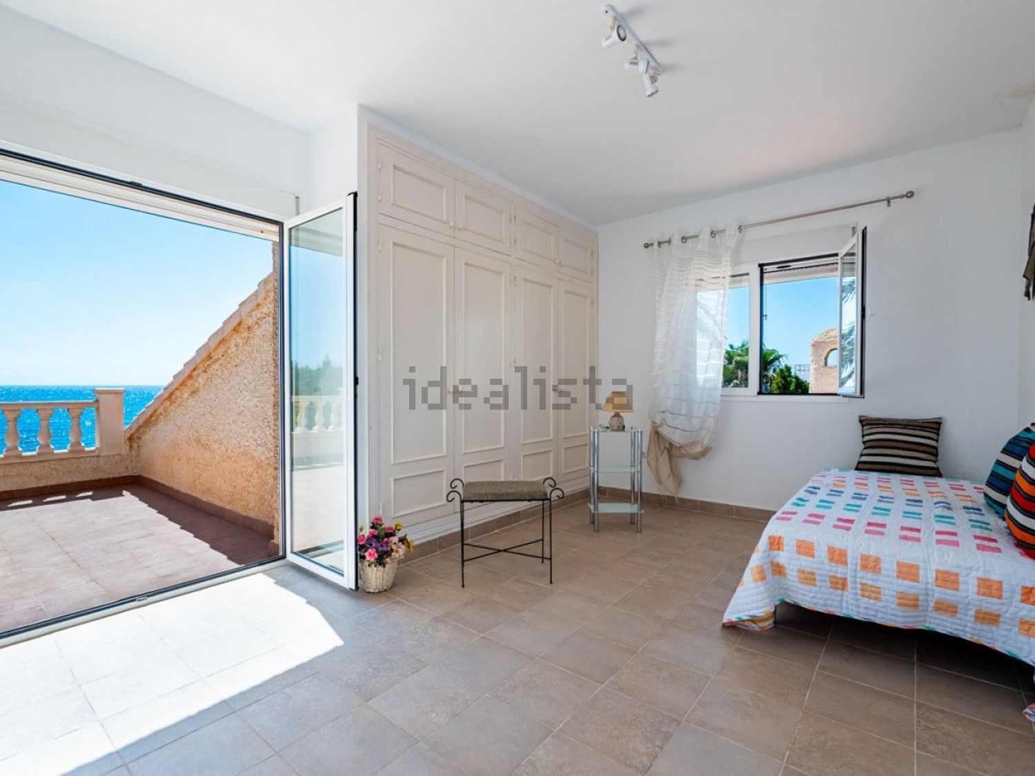 Chalet with direct beach access in Mojácar — Bedroom