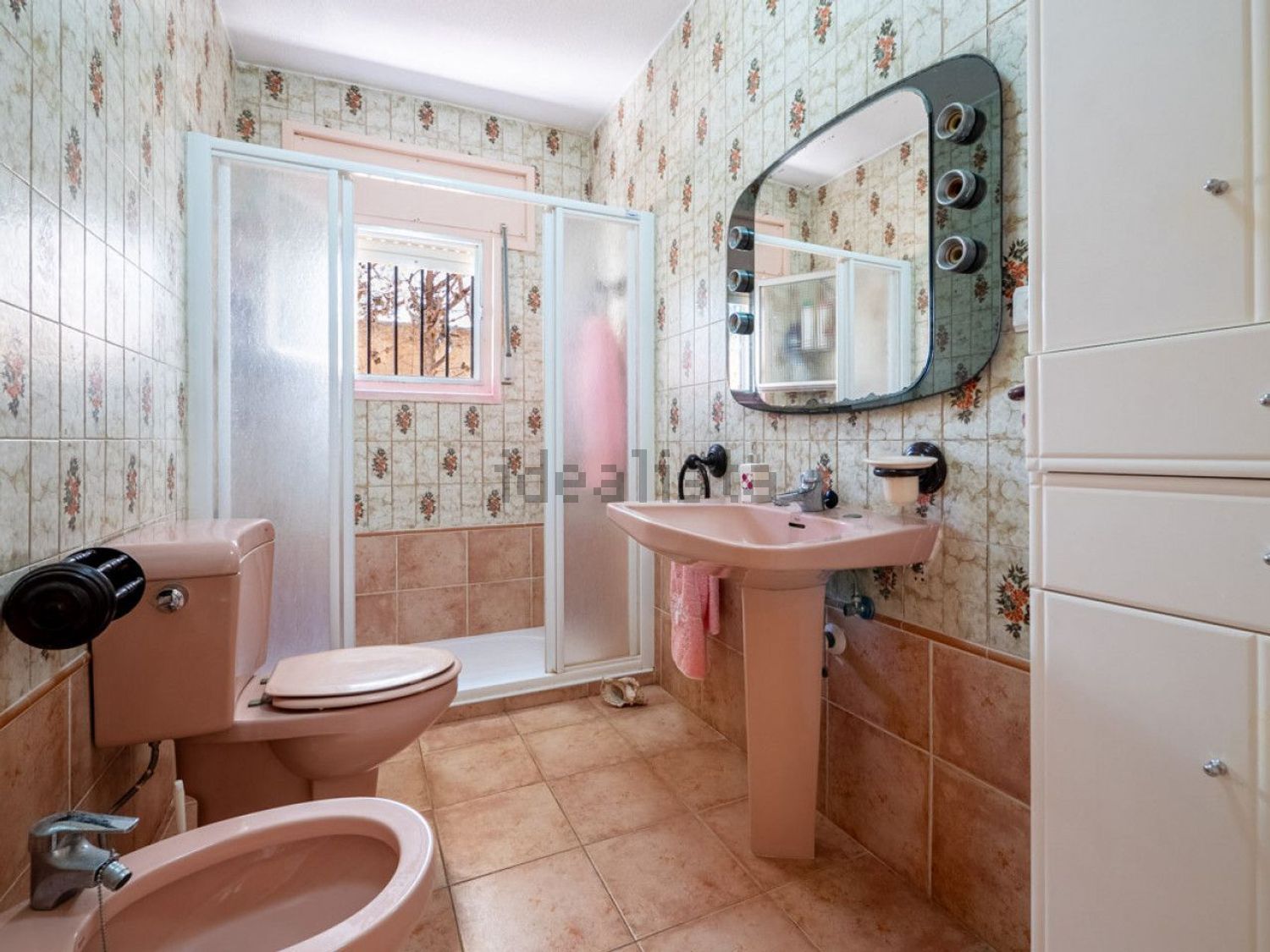 Chalet with direct beach access in Mojácar — Bathroom