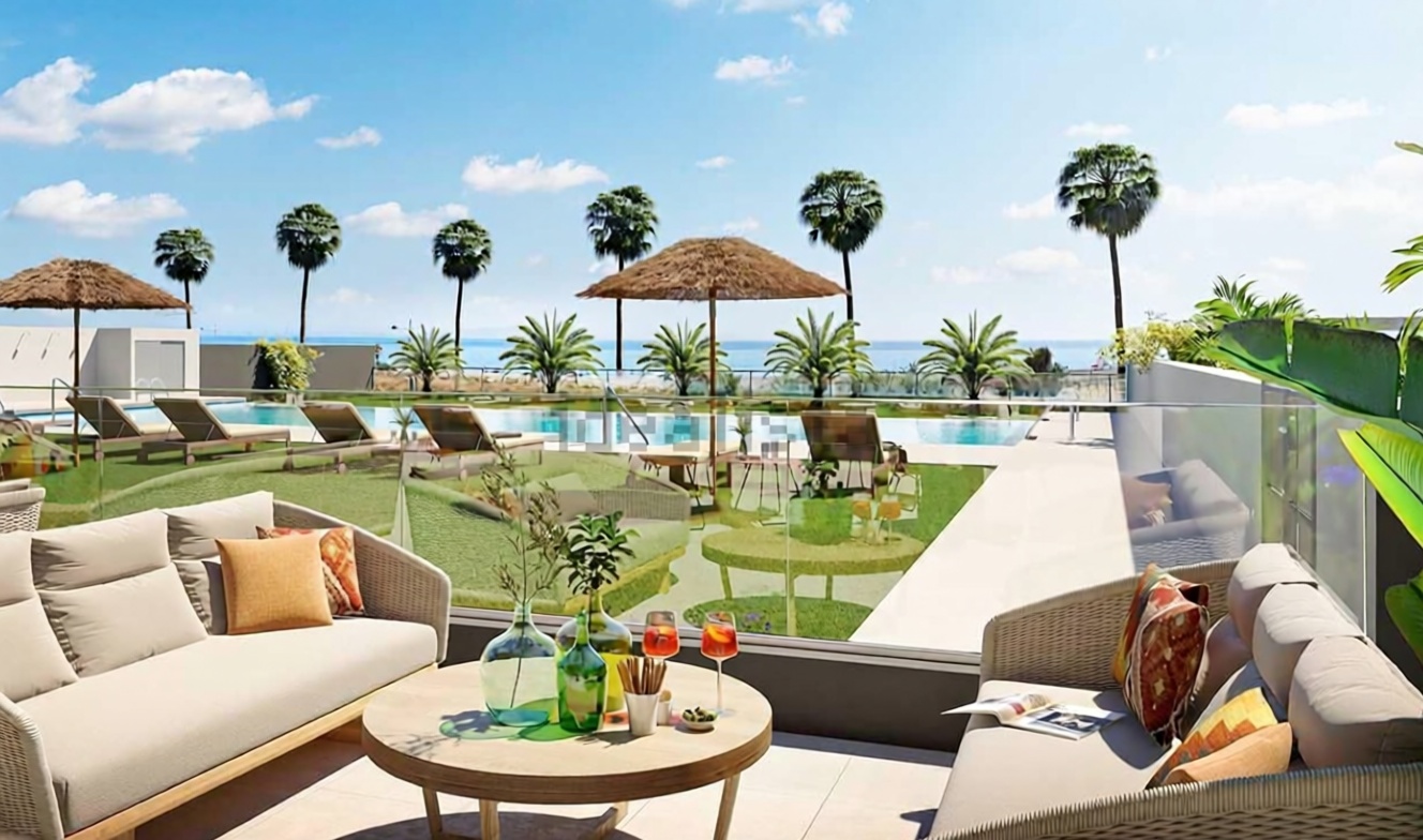 Appartement en première ligne de plage à Torrox