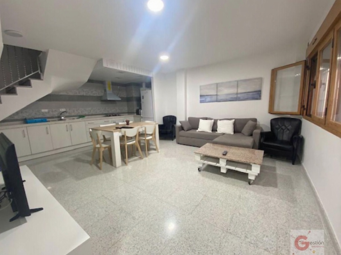 Chalet com acesso direto à praia em Costa Tropical — Sala