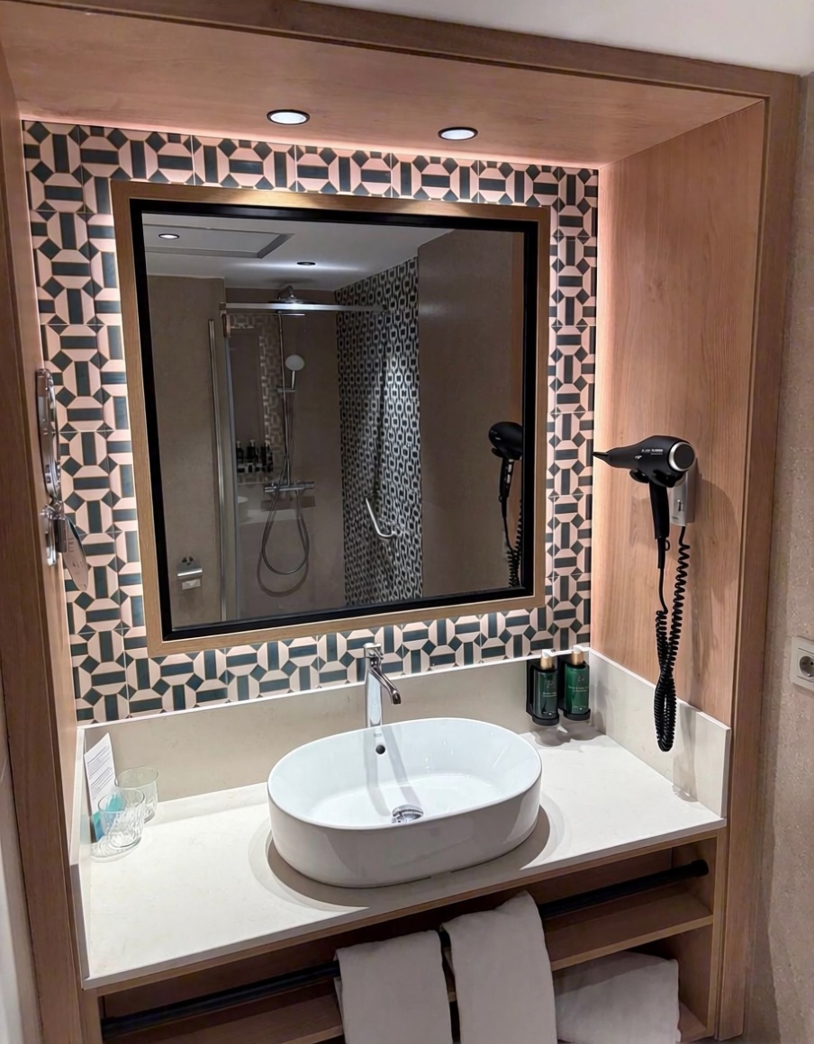 Studio en première ligne de plage à Torremolinos — Sanitaires