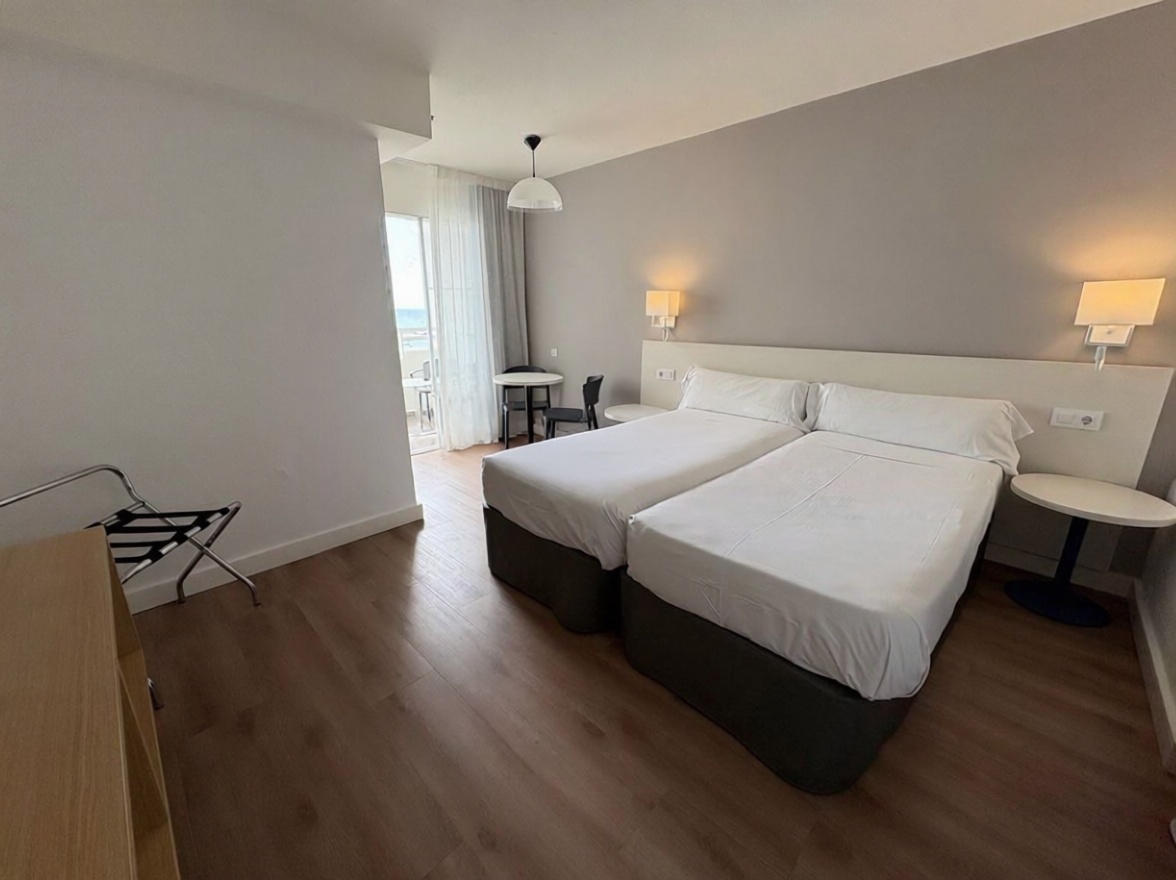 Estúdio em primeira linha de praia em Torremolinos — Quarto