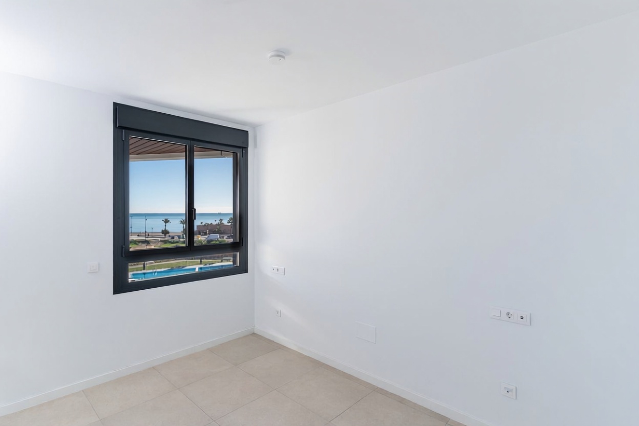 Appartement en première ligne de plage à Torremolinos — Chambre