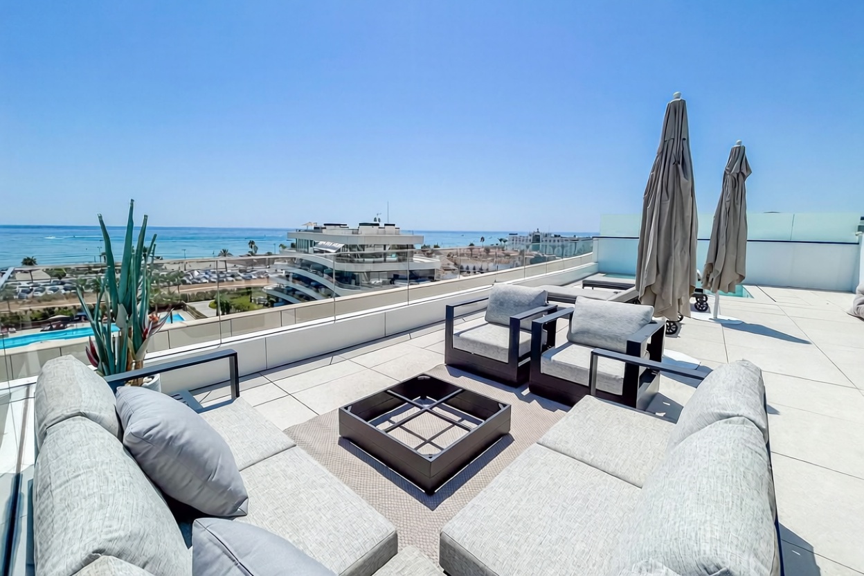 Duplex en première ligne de plage à Torremolinos