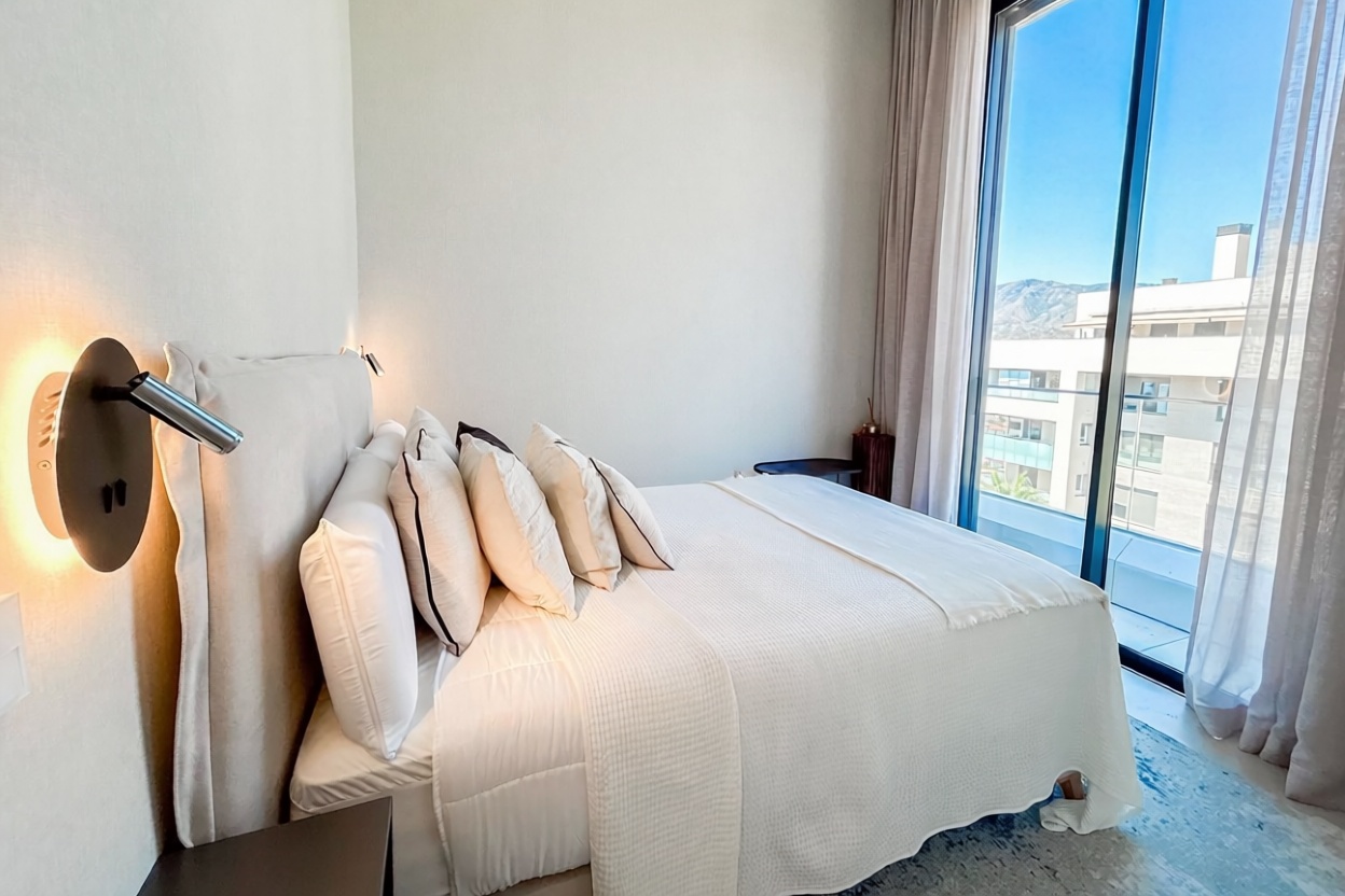 Duplex en première ligne de plage à Torremolinos — Chambre
