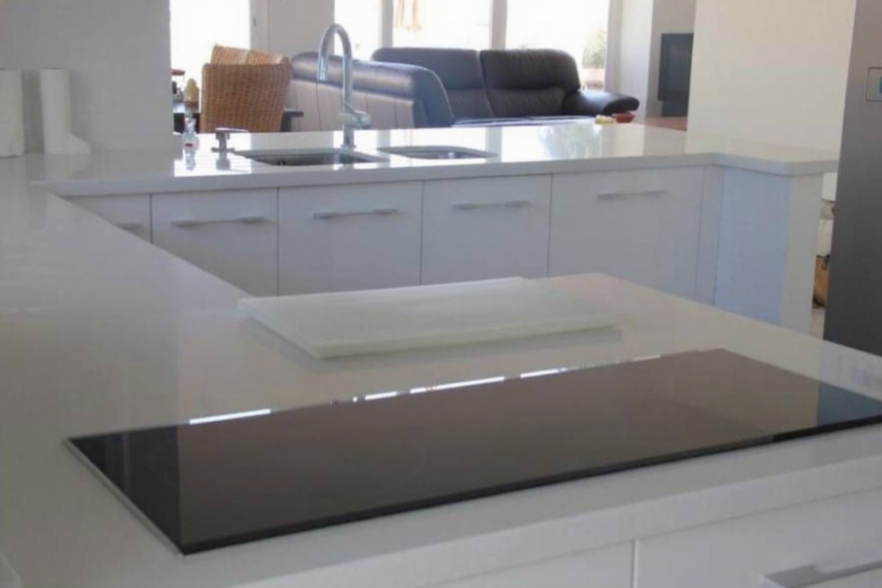 Ático em primeira linha de mar em Benalmádena — Cozinha