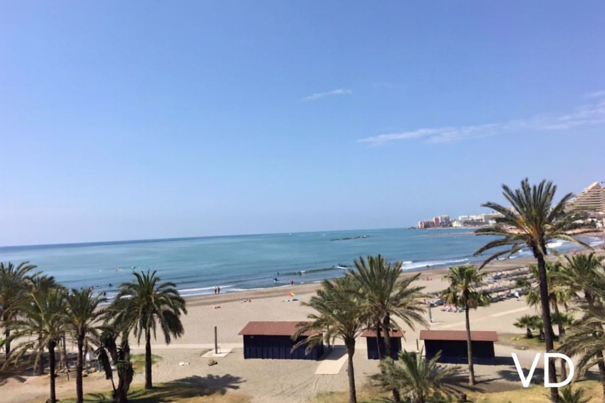 Duplex en première ligne de plage à Benalmádena — Sanitaires