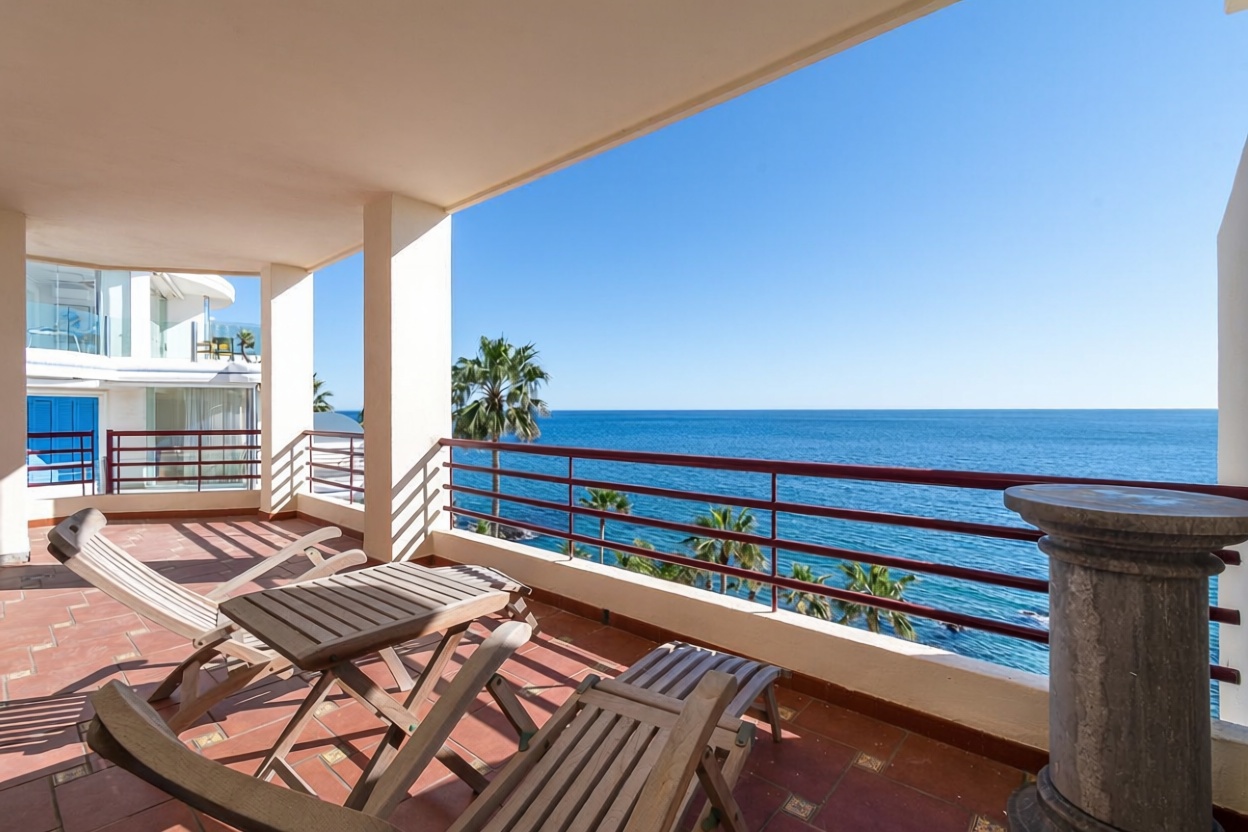 Appartement en première ligne de plage à Benalmádena