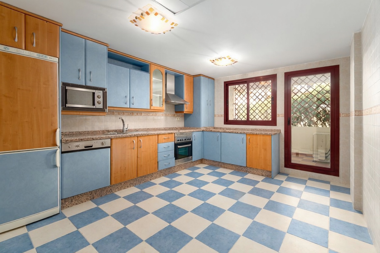 Appartement en première ligne de plage à Benalmádena — Cuisine
