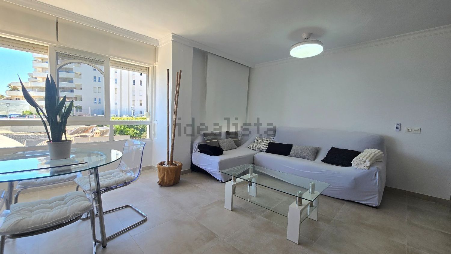 Wohnung zum Verkauf in direkter Strandlage in Benalmádena