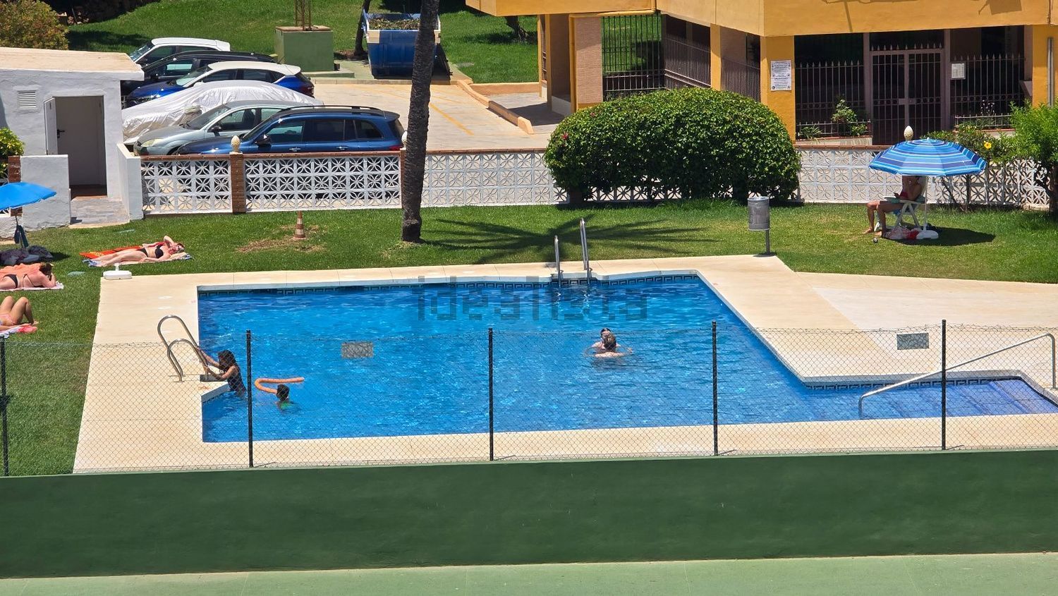 Piso en venta en primera línea de playa en Benalmádena