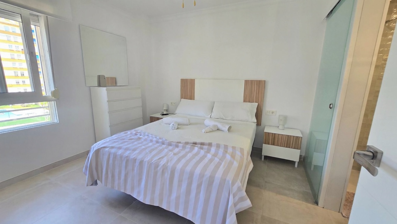 Apartamento em primeira linha de praia em Benalmádena — Quarto