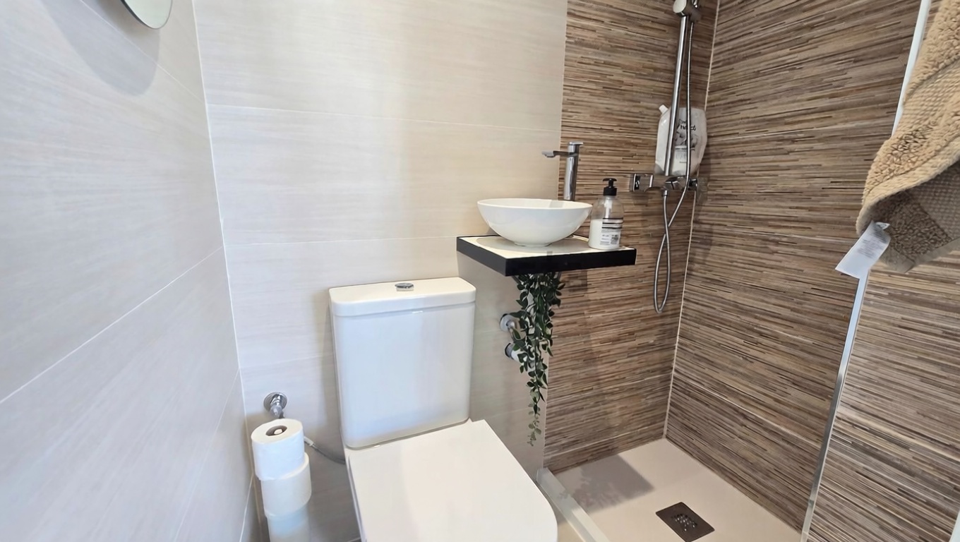 Apartamento em primeira linha de praia em Benalmádena — Casa banho