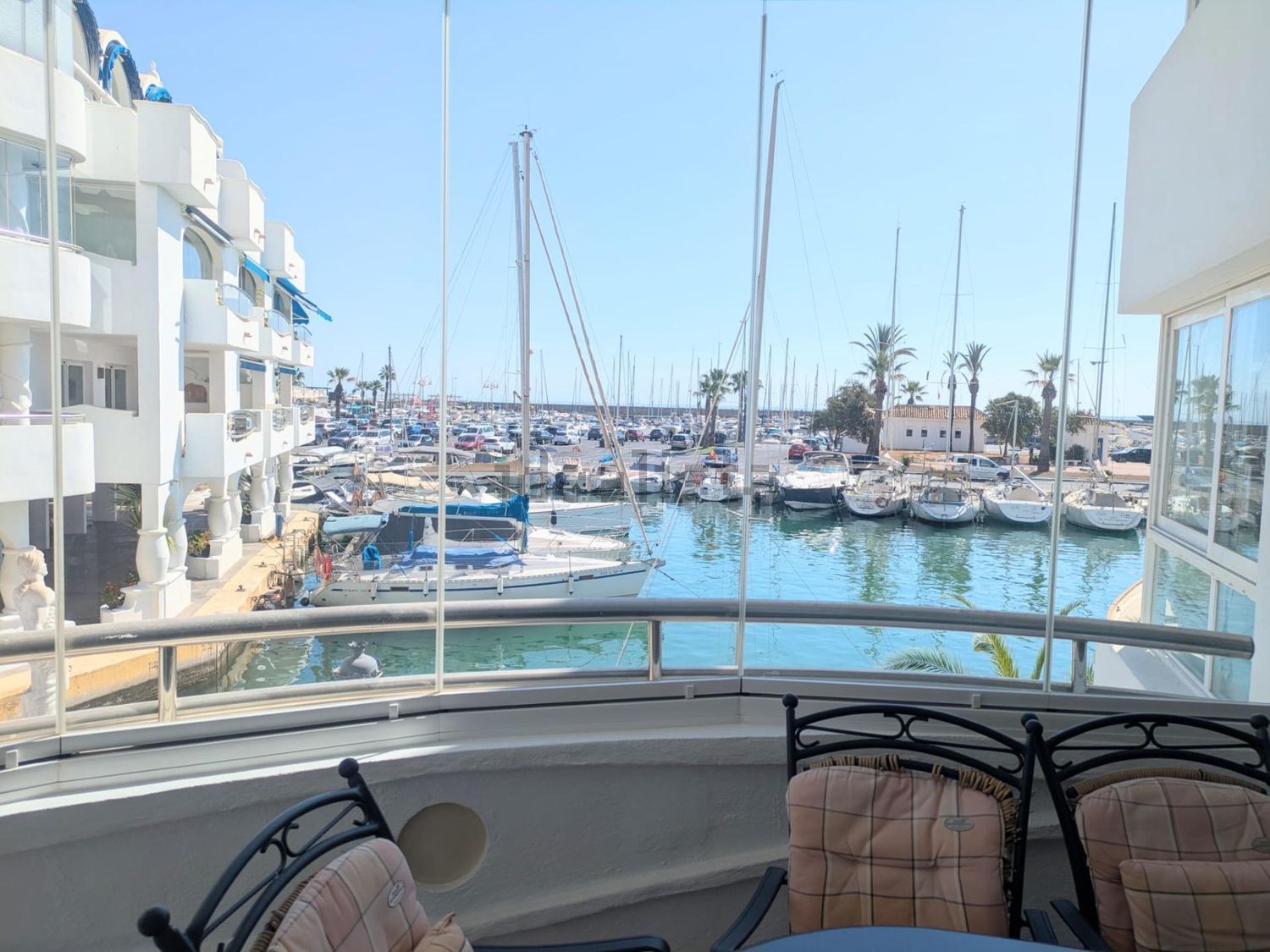 Appartement à vendre pieds dans l'eau à Benalmádena