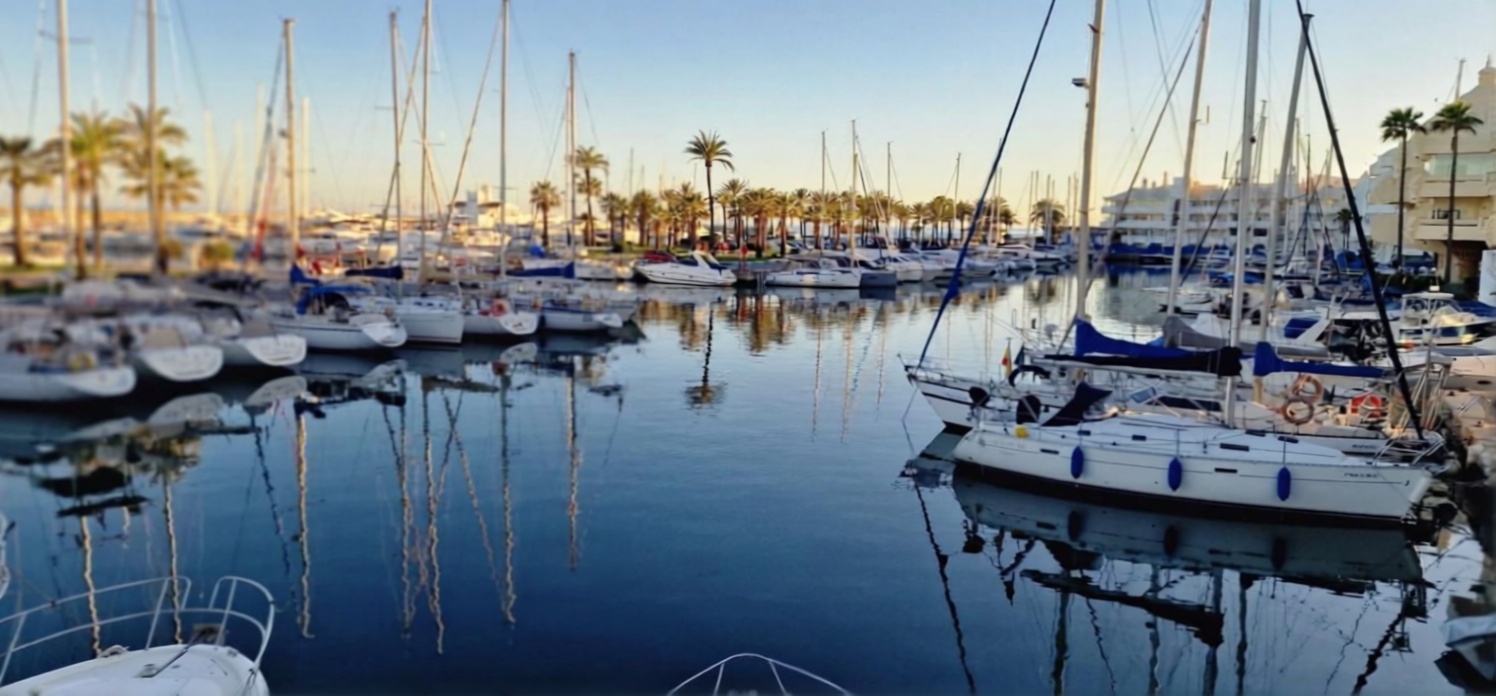 Apartamento em primeira linha de praia em Benalmádena — Vista mar
