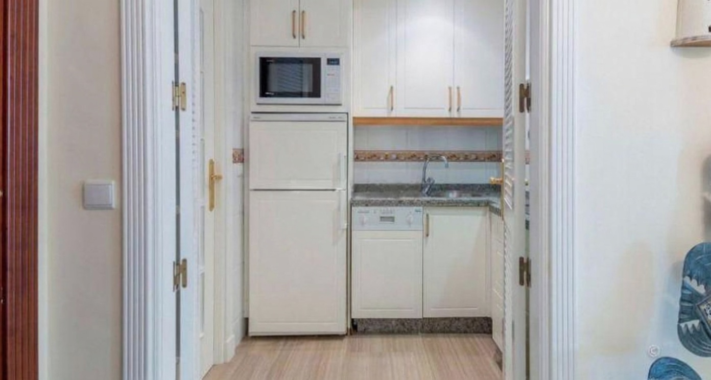 Apartamento em primeira linha de praia em Benalmádena — Cozinha