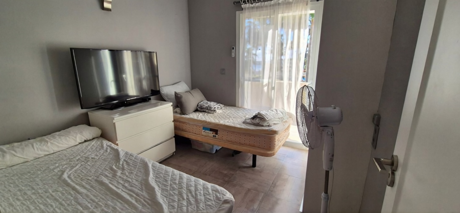 Appartement en première ligne de plage à Torremolinos — Chambre