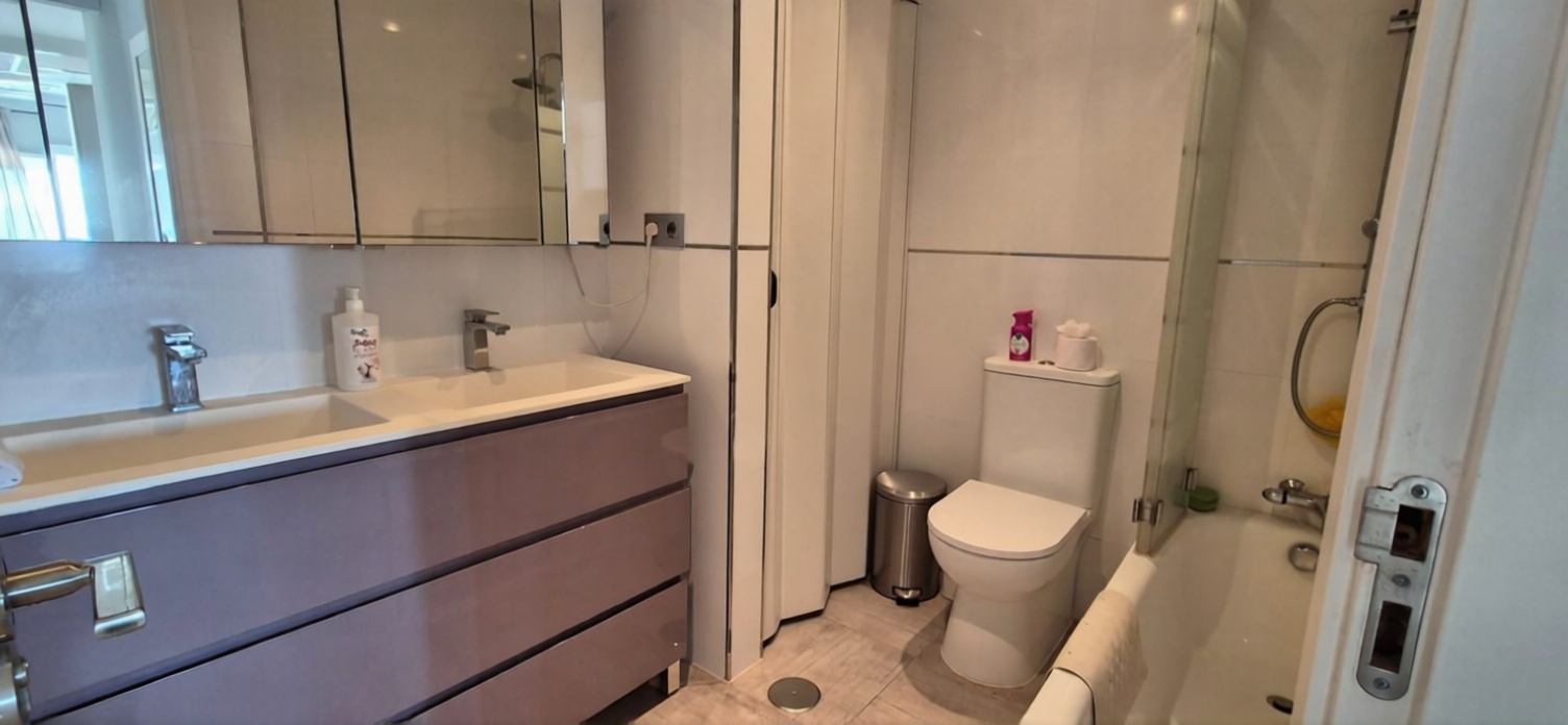 Appartement en première ligne de plage à Torremolinos — Sanitaires