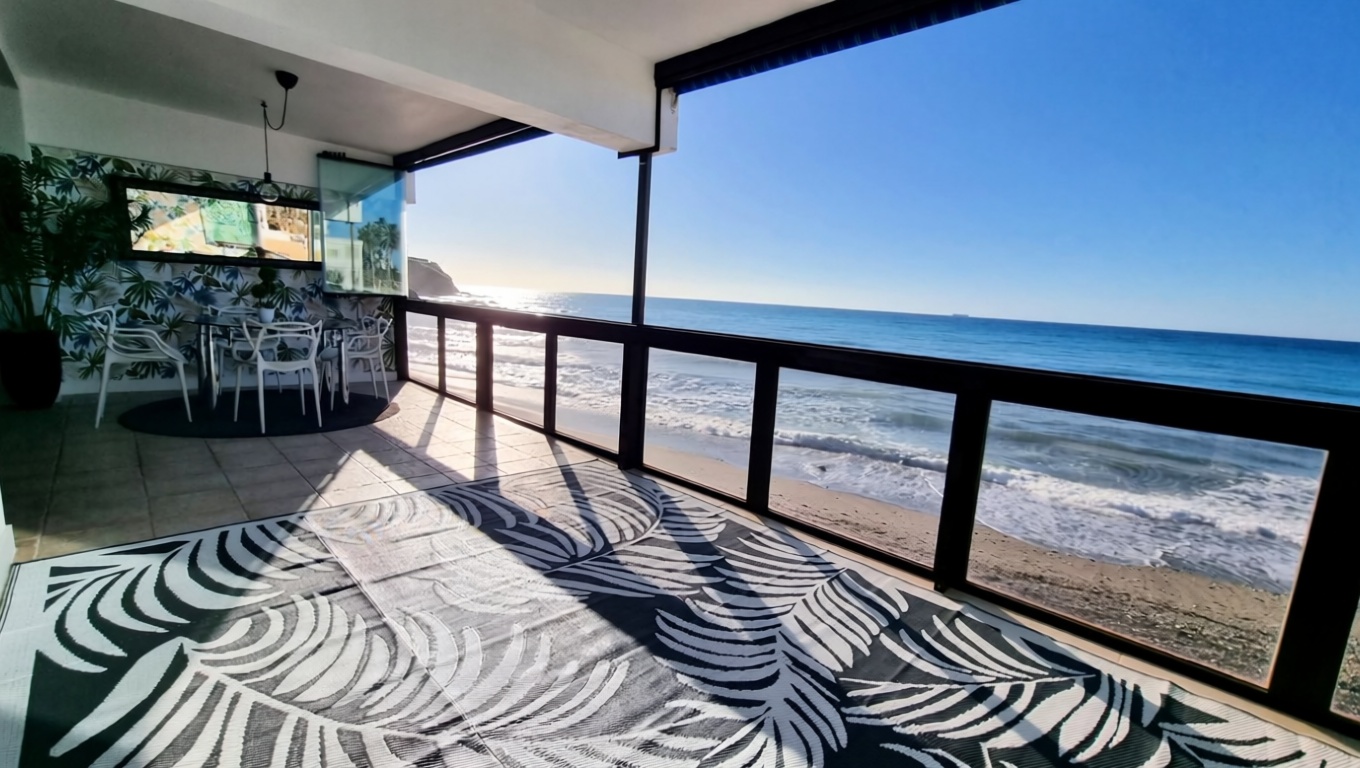Appartement en première ligne de plage à Benalmádena