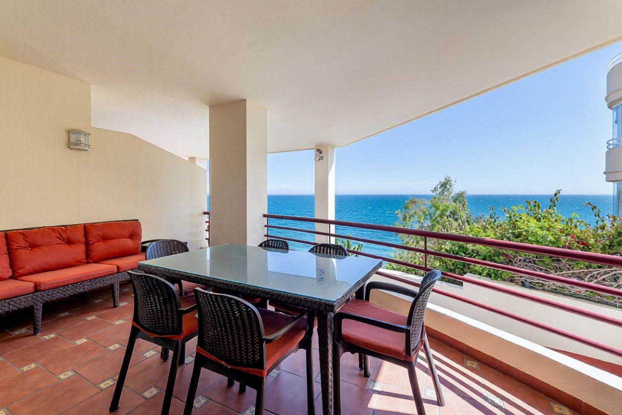 Appartement en première ligne de plage à Benalmádena