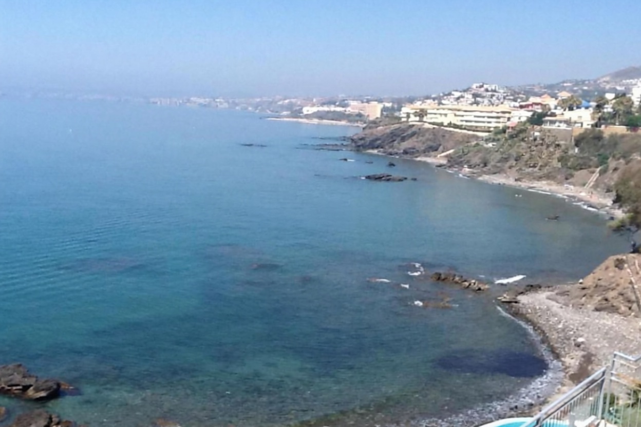 Beachfront flat in Benalmádena — Living room