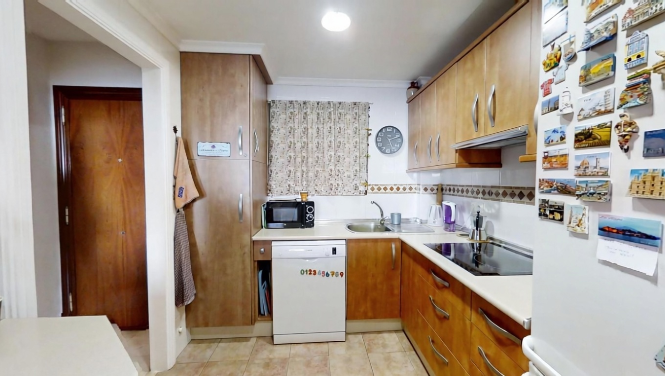 Beachfront flat in Benalmádena — Bedroom
