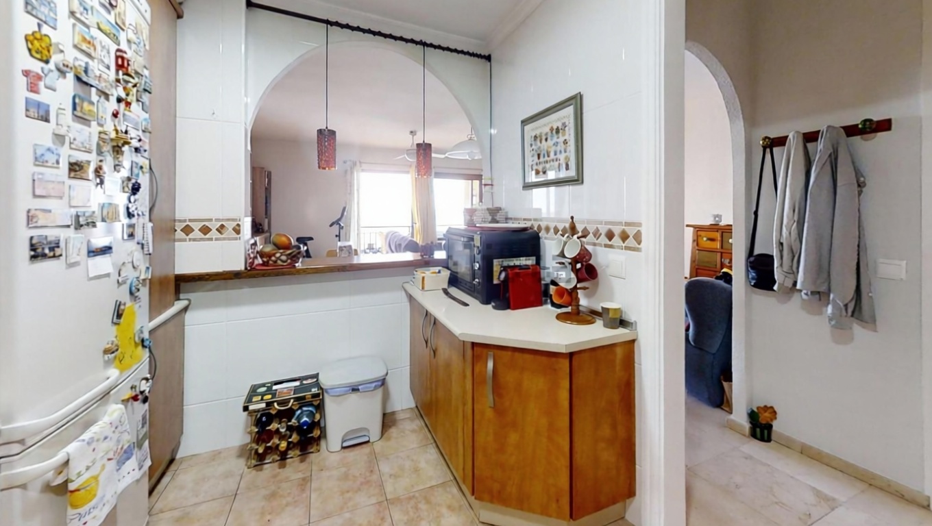 Beachfront flat in Benalmádena — Kitchen