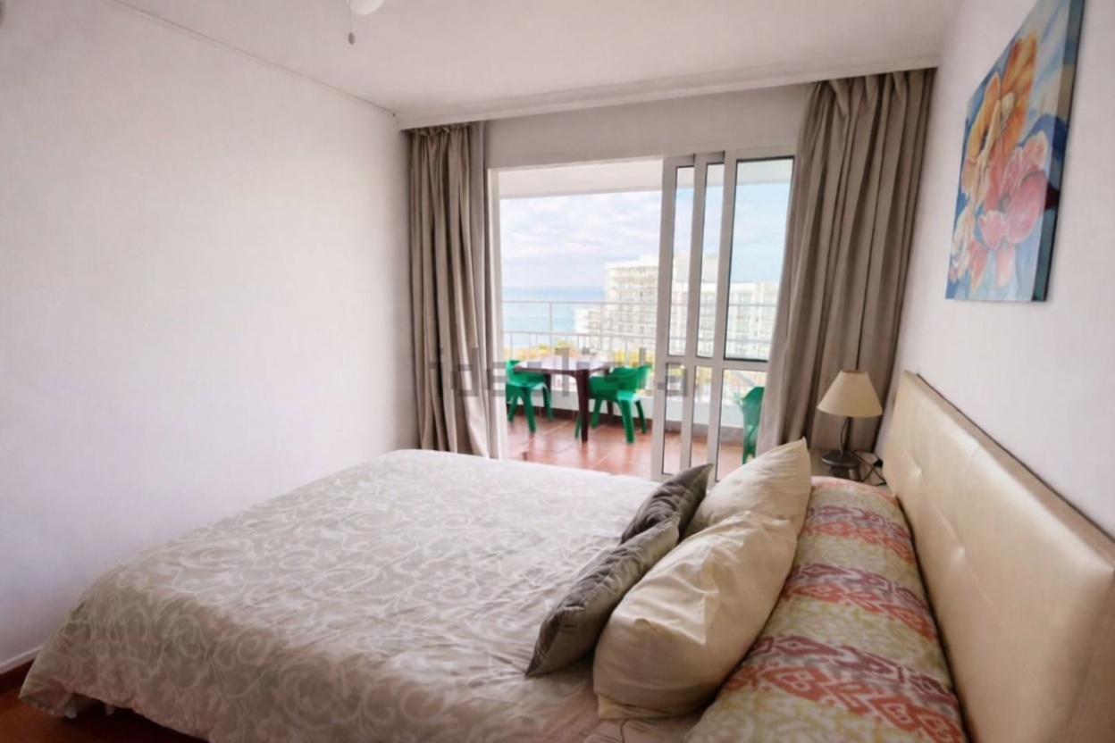 Appartement en première ligne de plage à Benalmádena — Chambre