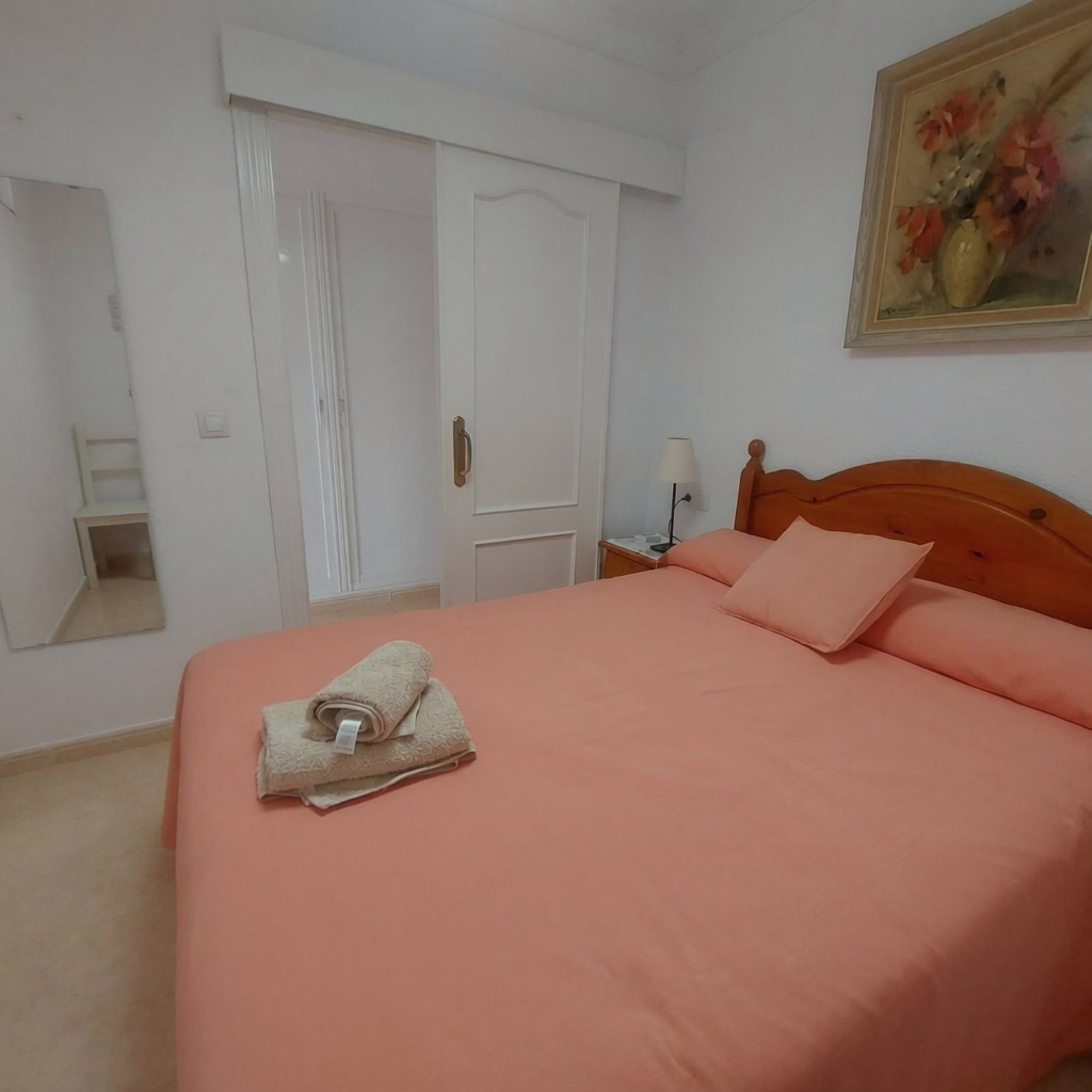Appartement en première ligne de plage à Benalmádena — Chambre