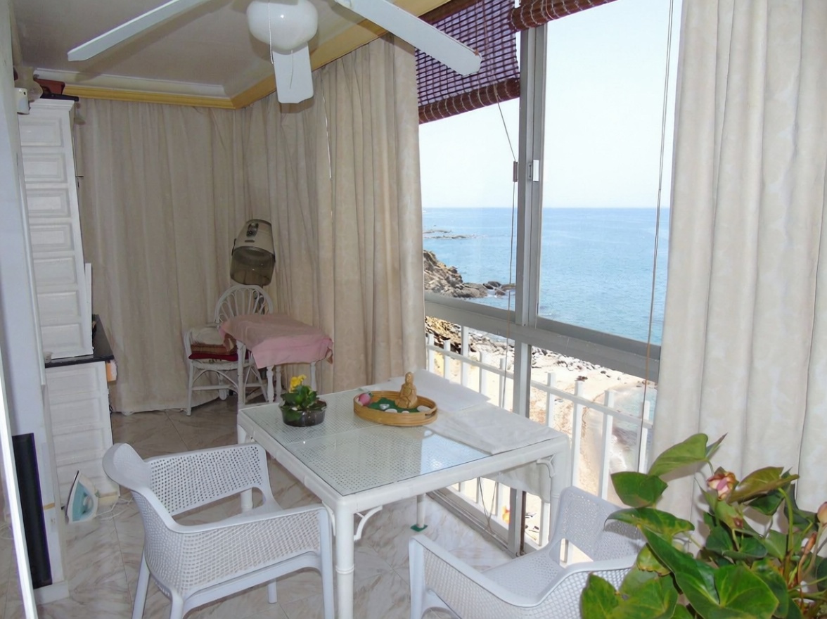 Appartement en attique en première ligne de mer à Benalmádena