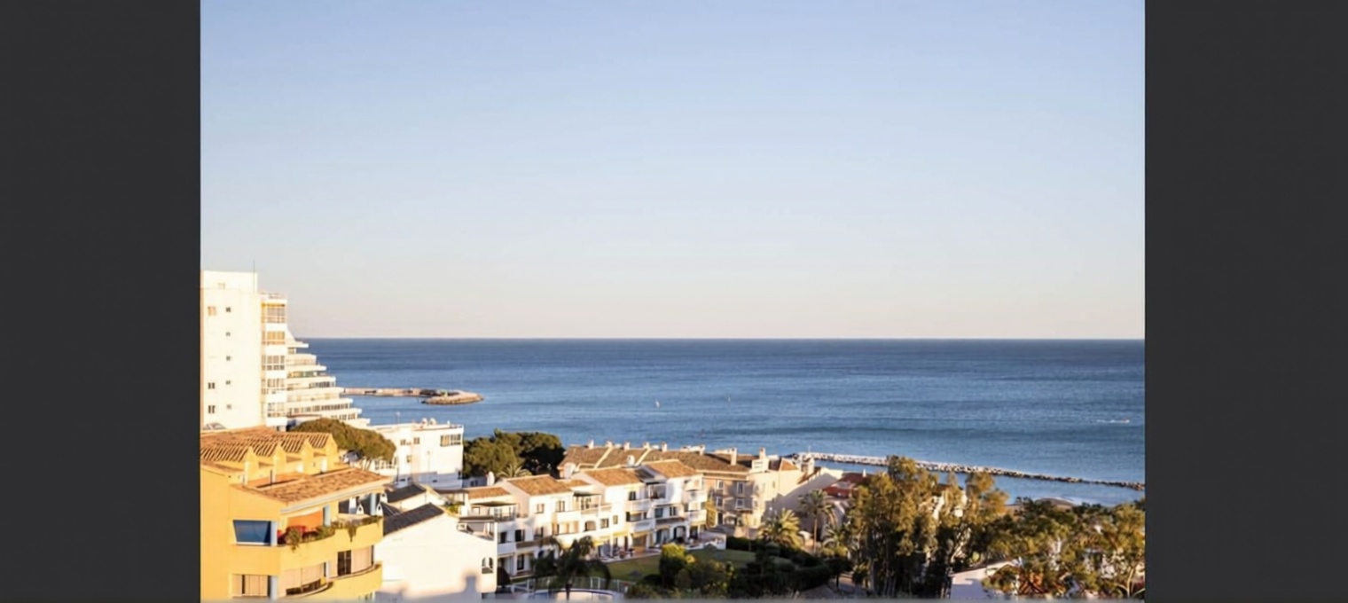 Studio en première ligne de plage à Benalmádena — Vue mer