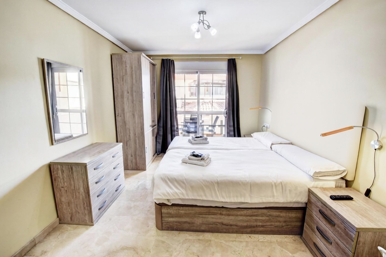 Appartement en première ligne de plage à Benalmádena — Chambre